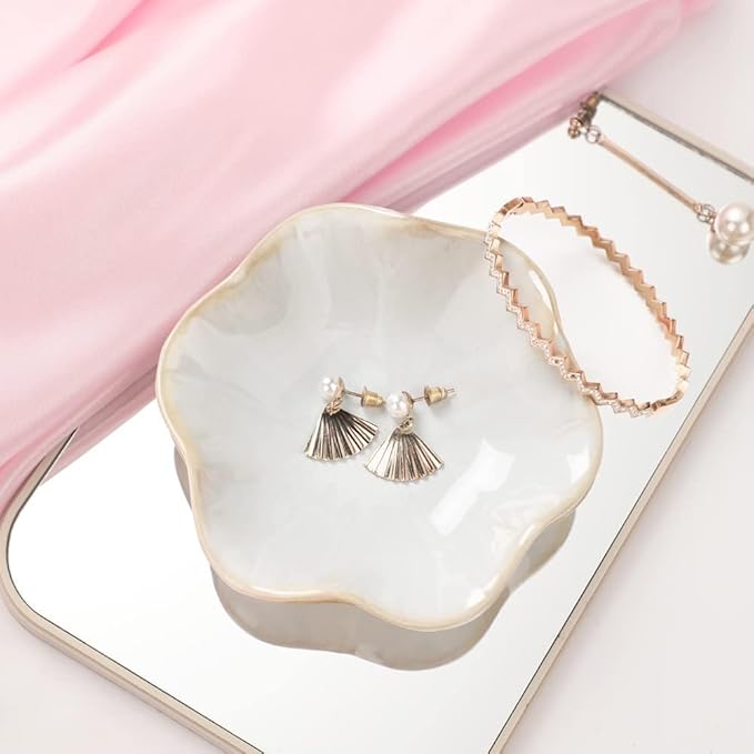 Binoster Ceramic Jewelry Dish, Jewelry Tray Key Tray,Small Ring Dish Holder Jewelry Plate Trinket Dish Catchall Tray Nightstand Decor For Table Room Decor SM (4.3 Inches, White + Pink)