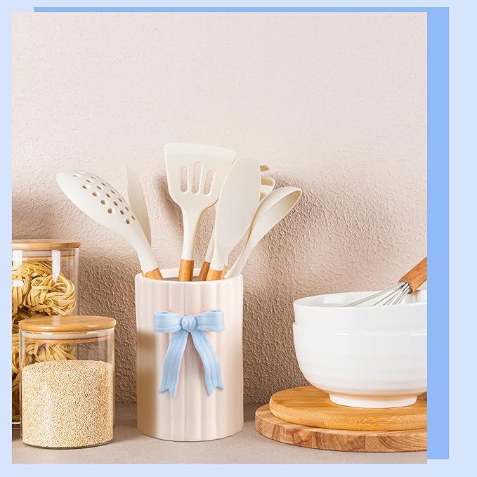LemonRoad Blue Bow Ceramic Utensil Holder 3D Coquette Cooking Utensil Crock with Scalloped Mothers Day Kitchen Gifts Girly Aesthetic Storage Caddy Organizer Vase Decor for Kitchen Housewarming Gift