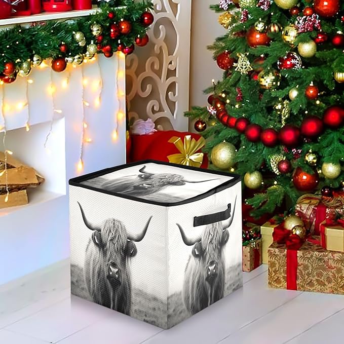 Kigai Highland Cow Christmas Ornament Storage Box with Zipper & Adjustable Dividers Holiday Ornament Organizer Xmas Storage Container, 64 Balls
