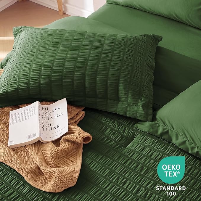 MUXHOMO 5 Pieces Twin XL Comforter Set, Seersucker Bed in a Bag Twin XL Size, All Season Luxury Bedding Set with Comforter, Flat Sheet, Fitted Sheet, Pillowcase & Sham, Dark Green