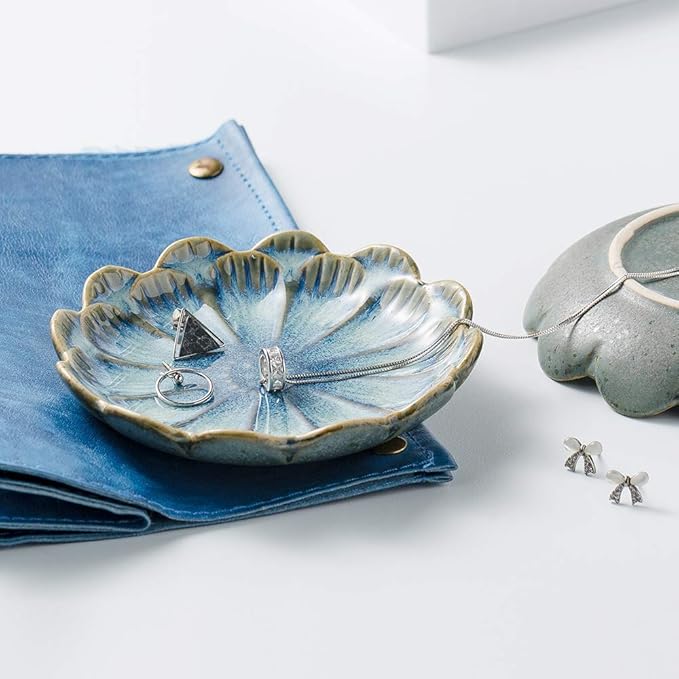 Mecaikru ring holder, flower shape decorative earring stand, jewelry tray, key bowl, trinket dish for women and friends, flower blue