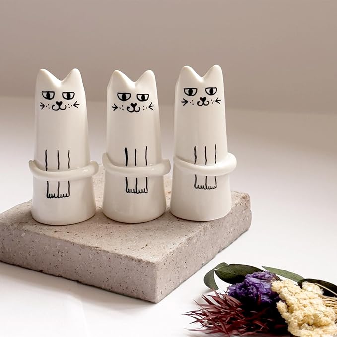 MOUGIGI Set of 3 Cat Flower Vase Bud Ceramic Mini Handmade Tiny Vases for Home Decor, Wedding Party, Birthday Gift - Unique, Cute and Aesthetic Miniature Vases - Japanese Trendy, Pretty and Bulk