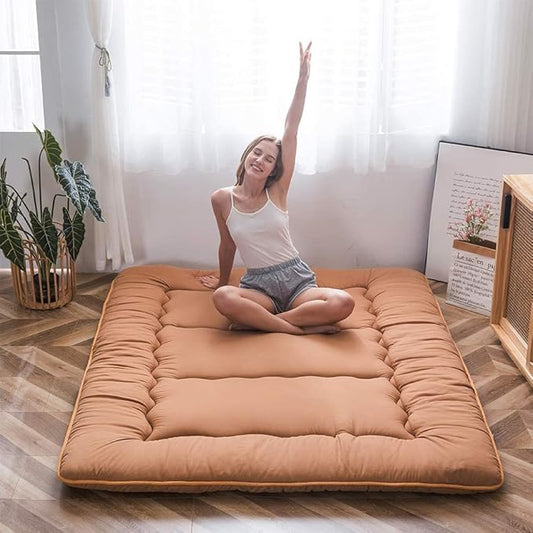 MAXYOYO Japanese Floor Mattress Futon Mattress, Thicken Tatami Mat Sleeping Pad Foldable Roll Up Mattress Boys Girls Dormitory Mattress Pad, Light Brown, Queen Size