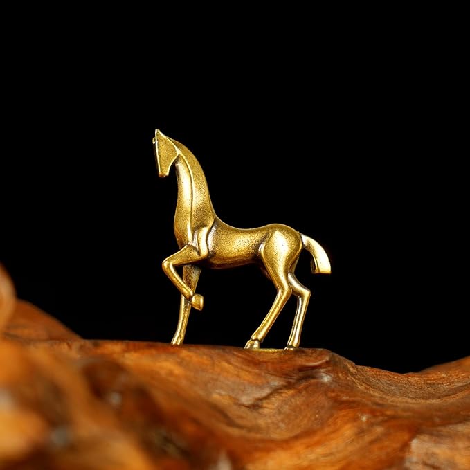 Retro Handcrafted Elegant Abstract Horse Statue 100% Solid Brass with Smooth Curves Raised Leg, Ideal Home Decor Item Collectible Desk Accessory Office Scene Ornament Artistic - Artistic Enhancement