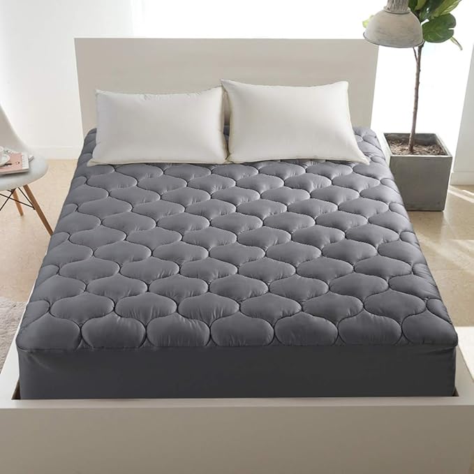 LEISURE TOWN Cotton King Mattress Pad Fitted Quilted Mattress Cover Pillow Top Mattress Topper Cooling Soft Breathable Mattress Protector with 8-21 Deep Pocket,Machine Washable (78x80 Grey)