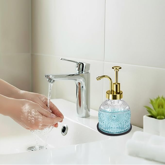 SheeChung Vintage Soap Dispenser, Kitchen Dish Soap Dispensers with Pump Mat, Glass Hand Soap Dispenser for Bathroom, Liquid, Lotion, Refillable, Rustic Farmhouse Decor-Clear (Gold Pump, 1 pk)
