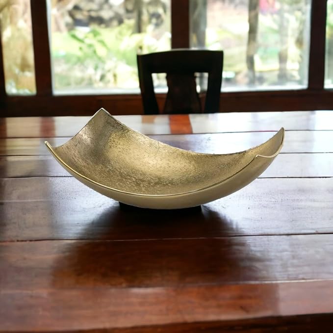 Cucha Large Aluminum Scoop Dish, Gold Finish, Modern Tabletop Décor for Kitchen, Home or Office – Use as Nut Tray, Key Holder, Change Dish, or Coffee Table Centerpiece, 17.25" x 9.75" x 5.5