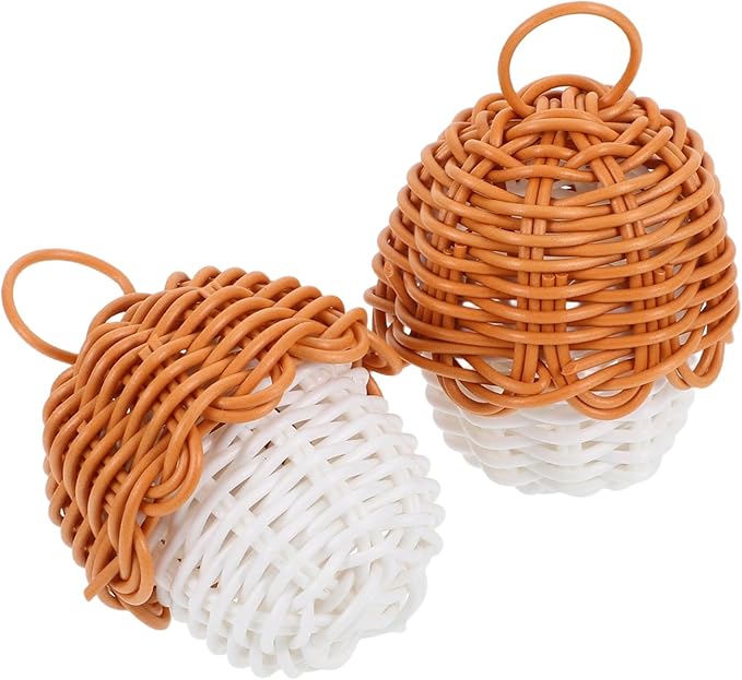 PRETYZOOM 2pcs Handwoven Pinecone Candy Bag Acorn Shaped Storage Basket Handheld Wicker Straw Purse Christmas Decorative Party Favor Bag