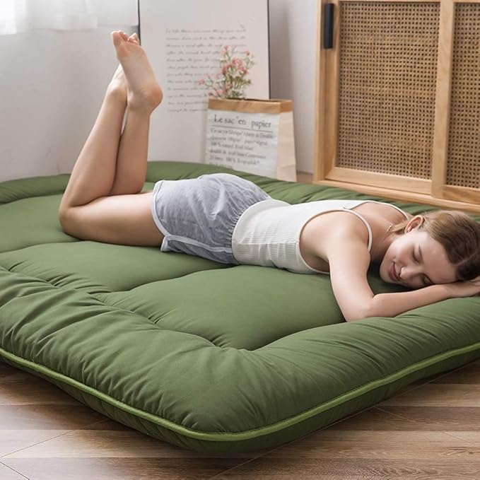 MAXYOYO Japanese Floor Mattress Futon Mattress, Thicken Sleeping Pad Foldable Roll Up Floor Futon for Adults Tatami Mat Dormitory Lounger, Green, Full Size