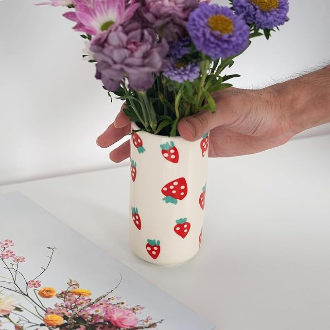 MOUGIGI Strawberry Ceramic Vase-Unique Aesthetic Design for Funky Flower Decor-Perfect Summer Fruit Theme Table Centerpiece-Ideal Gift for Parties and Special Occasions-Stylish Durable Home Decoration