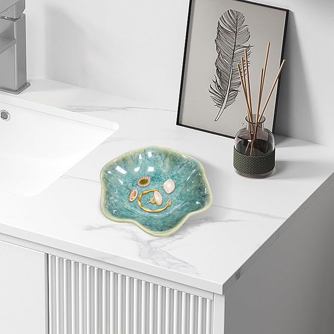 Ceramic Jewelry Dish,Leaf Jewelry Tray Key Tray,Jewelry Holder,Small Ring Dish Holder Jewelry Plate Trinket Dish Catchall Tray Nightstand Decor For Entryway Table Green Room Decor（Crystal Green）