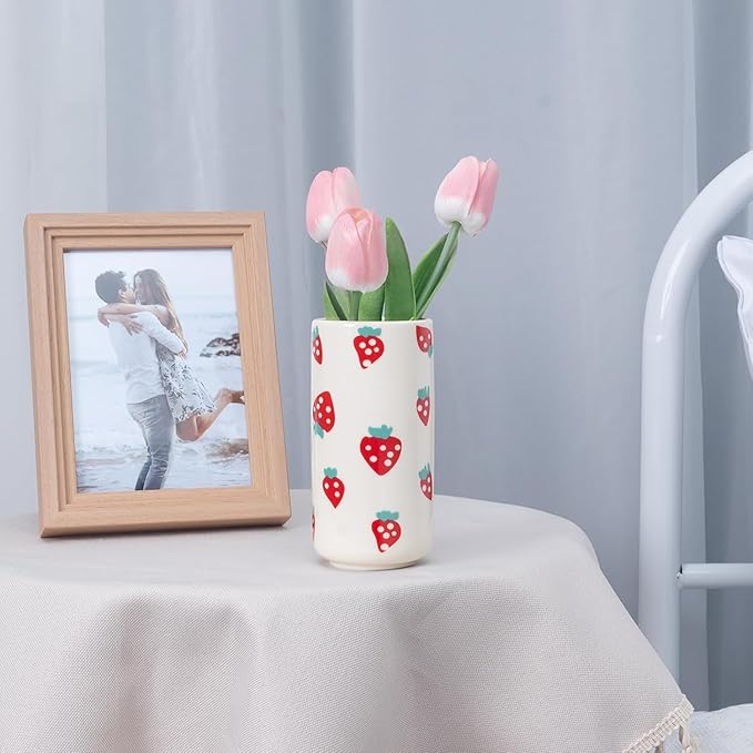 MOUGIGI Strawberry Ceramic Vase-Unique Aesthetic Design for Funky Flower Decor-Perfect Summer Fruit Theme Table Centerpiece-Ideal Gift for Parties and Special Occasions-Stylish Durable Home Decoration