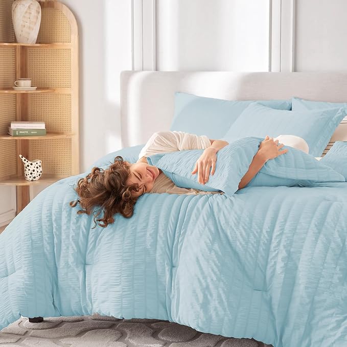 MUXHOMO 5 Pieces Twin XL Comforter Set, Seersucker Bed in a Bag Twin XL Size, All Season Luxury Bedding Set with Comforter, Flat Sheet, Fitted Sheet, Pillowcase & Sham, Lake Blue