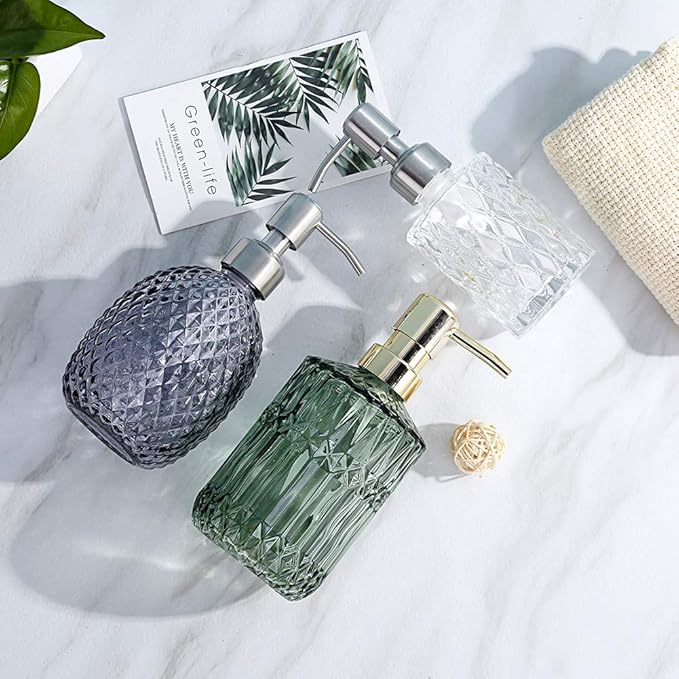 YunNasi Soap Dispenser with Stainless Steel Pump, Clear Crystal Design, Vintage and Elegant, Refillable Liquid Hand Soap Dish Soap Dispensers for Bathroom Counter, Kitchen Sink (Style2)