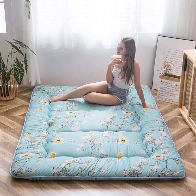 MAXYOYO Rustic Floral Korean Floor Mattress Japanese Futon Mattress, Foldable Roll Up Camping Mattress Floor Lounger Couches and Sofas Mattress Topper King Size