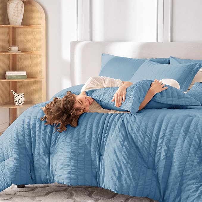 MUXHOMO 5 Pieces Twin Comforter Set, Seersucker Bed in a Bag Twin Size, All Season Luxury Bedding Set with Comforter, Flat Sheet, Fitted Sheet, Pillowcase & Sham, Mineral Blue