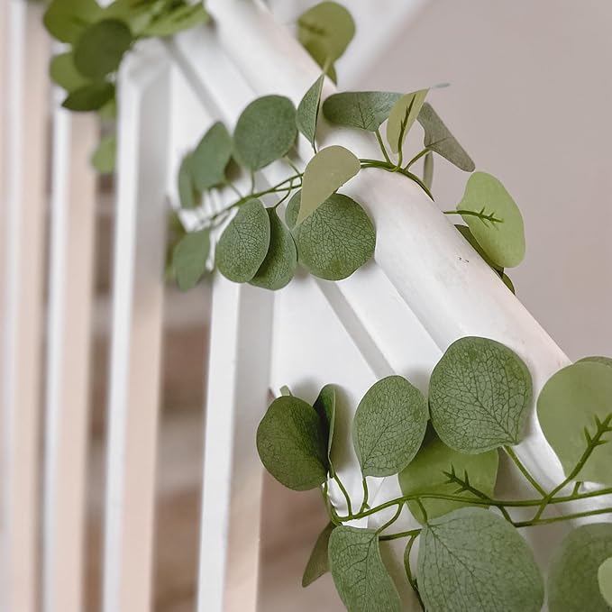 CQURE 66Pcs Eucalyptus Garland,Artificial Eucalyptus Leaves Table Greenery Garland Wreath Vines for Wedding Party Table Fireplace Wall Room Decor