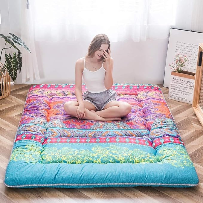 MAXYOYO Bohemian Retro Floor Mattress Vintage Floral Japanese Futon Mattress Roll Up Thicken Sleeping Mat Portable Camping Mattress Floor Lounger Couch Mattress Pad Twin Size
