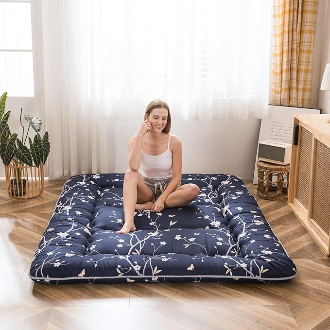MAXYOYO Navy Floral Printed Japanese Floor Mattress Rustic Style Futon Mattress Foldable Roll Up Camping Lounger Couches and Sofas Mattress Topper Twin Size