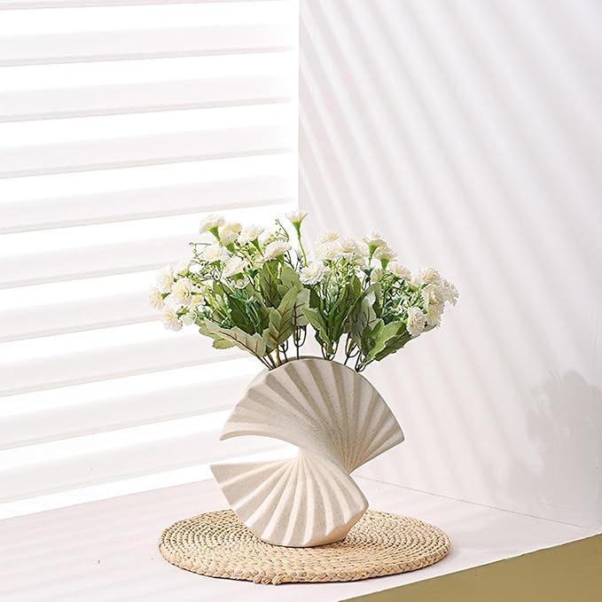 Ceramic Shell Shaped Vase,Handmade Textured Art Vases, Modern Minimalist Home Decor Accent Pieces for Mantel, Tabletop & Bedroom Decorative Display