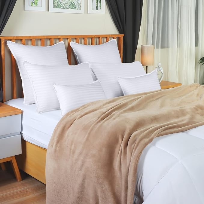 Utopia Bedding Bed Pillows Queen Size Set of 4 (White), Down Alternative Pillows for Sleeping, Cooling Hotel Quality Pillow Set for Back, Stomach or Side Sleepers