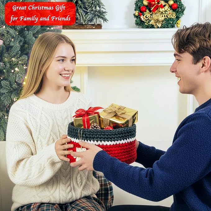 Handwoven Christmas Basket Fabric Christmas Gift Basket Empty with 2 DIY Wooden Tags – Foldable, Soft & Sturdy Holiday Storage Baskets Red Storage Bin for Ornaments, Toys, Snacks, Home Decoration