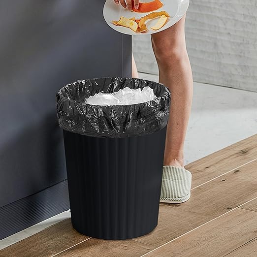 Versatile 2 Gallon Plastic Trash Can - The Compact Bin for Bathroom, Kitchen, or Home Office - Black