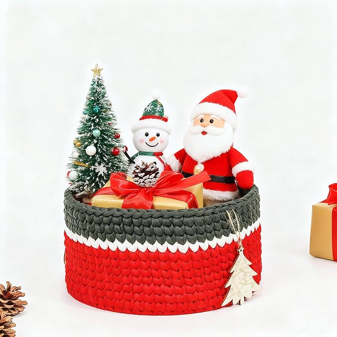 Handwoven Christmas Basket Fabric Christmas Gift Basket Empty with 2 DIY Wooden Tags – Foldable, Soft & Sturdy Holiday Storage Baskets Red Storage Bin for Ornaments, Toys, Snacks, Home Decoration