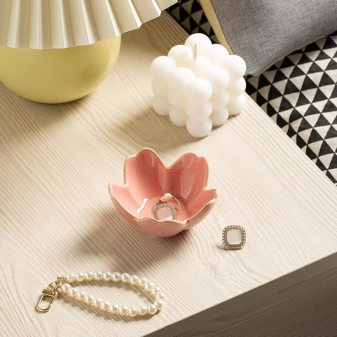 Flower Ring Holder Dish, Ceramic Jewelry Tray Dish, Small Trinket Dish, Jewelry Plate Bowl, Cute Jewlery Ring Holder Dish, Aesthetic Room Decor, Christmas Birthday Gifts for Women, 1 pack (pink)