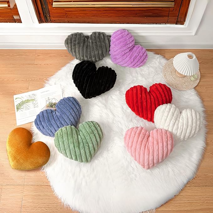 16 Inch Black Heart Pillow Cute Decorative Throw Pillows, Heart Shaped Soft Fluffy Faux Fur Pillows Cushions for Couch Chair Bed Bedroom Room Home Decor Aesthetic (1, Black, Medium-16 x13)