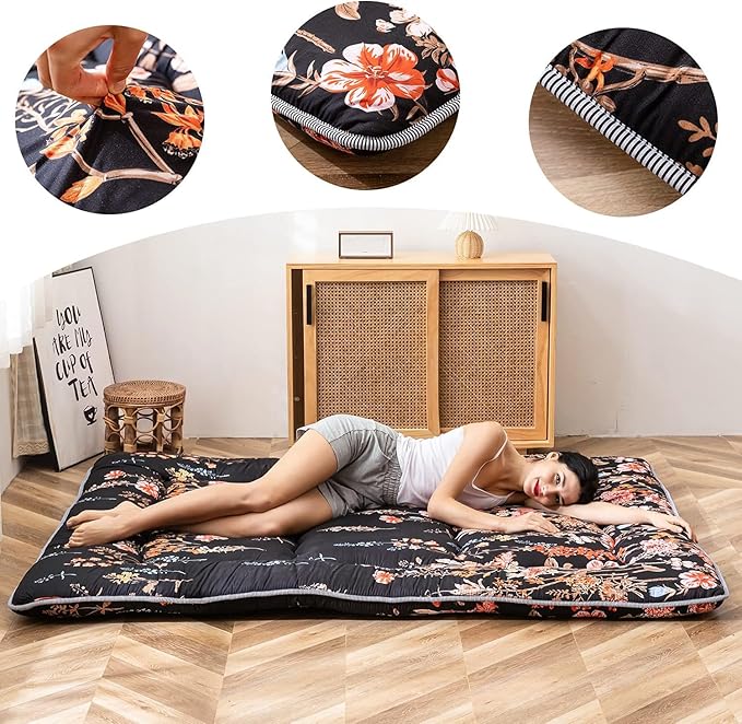 MAXYOYO Black Floral Japanese Futon Floor Mattress, Mattress Topper Portable Thick Sleeping Pad Floor Mat Roll Up Camping Mattress Folding Couch Mattress Pad for Guest Room King