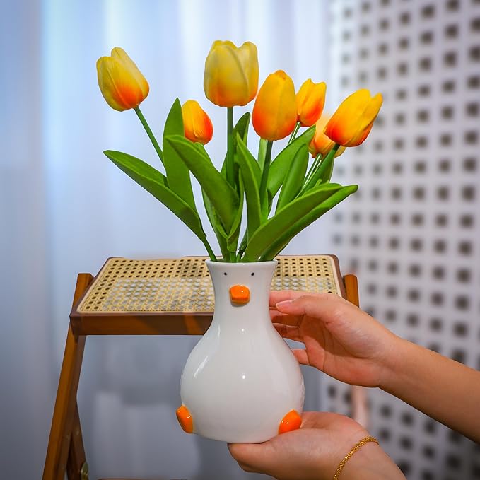 MOUGIGI Handcrafted Ceramic Duck Vase - White Modern Flower Vase with Unique Duck Design - Round Aesthetic Table Decor - Funky and Trendy Art Vase