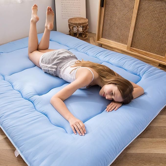 MAXYOYO Japanese Floor Mattress Futon Mattress, Thicken Sleeping Pad Foldable Roll Up Floor Futon for Adults Tatami Mat Dormitory Lounger, Dusty Blue, Full Size