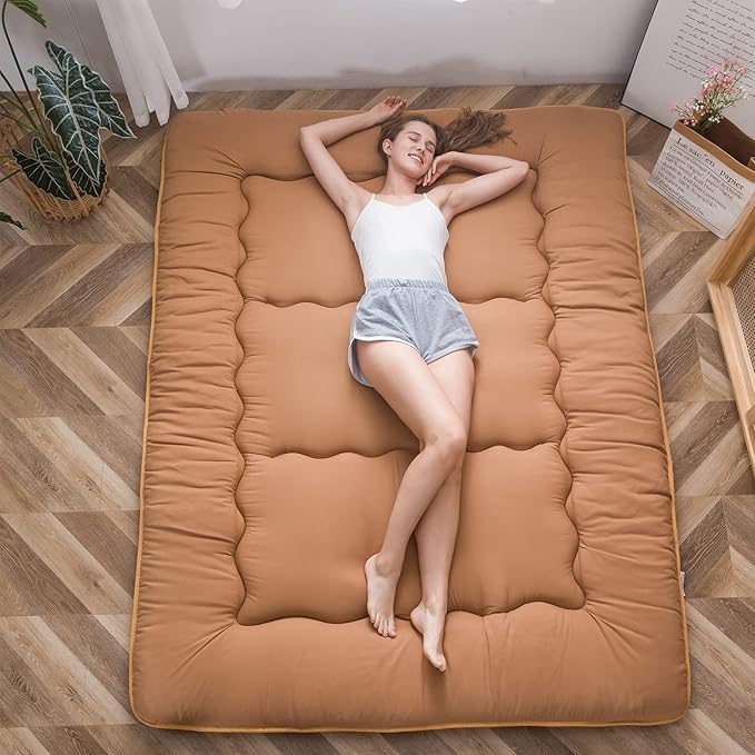 MAXYOYO Japanese Floor Mattress Futon Mattress, Thicken Tatami Mat Sleeping Pad Foldable Roll Up Mattress Guest Mattress Pad Kids Floor Lounger Cushion, Light Brown, Twin