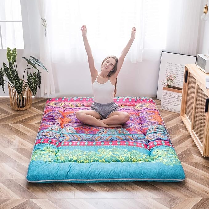 MAXYOYO Bohemian Futon Floor Mattress Boho Floral Style Japanese Tatami Mat Foldable Mattress Portable Camping Sleeping Pad Lounger Couch, Queen