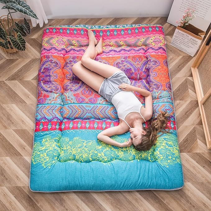 MAXYOYO Bohemian Retro Floor Mattress Boho Floral Style Japanese Futon Tatami Mat Foldable Mattress Portable Camping Sleeping Pad Lounger Couch King Size