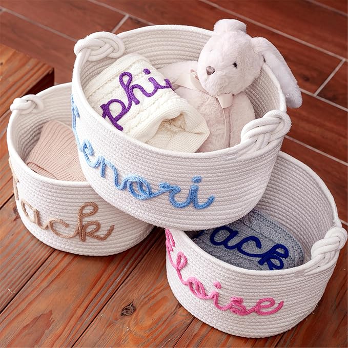 FKOG Personalized Baby Shower Basket Gift, Custom Name Cotton Rope Storage, Baby Nursery Organizer, Baby Show Gift Basket, Newborn Baby Baptism Gift (White round basket)
