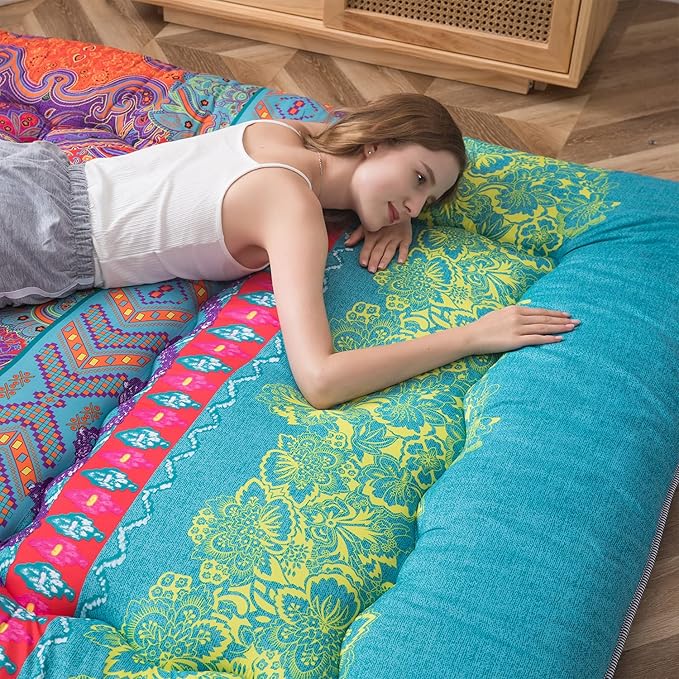 MAXYOYO Bohemian Retro Floor Mattress Vintage Floral Japanese Futon Mattress Roll Up Thicken Sleeping Mat Portable Camping Mattress Floor Lounger Couch Mattress Pad Twin Size
